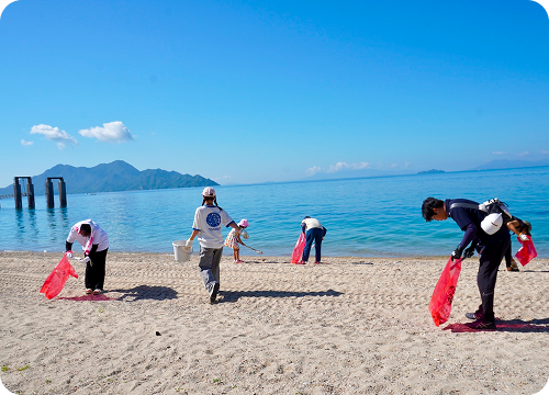 夏の暑い日も冬の寒い日も毎週定例清掃